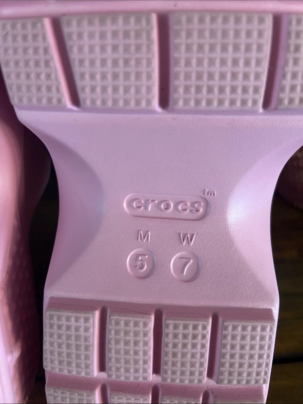 Crocs Pink stomp slides with charms